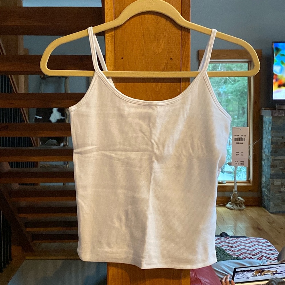 NWT Hollister Tank size M in White